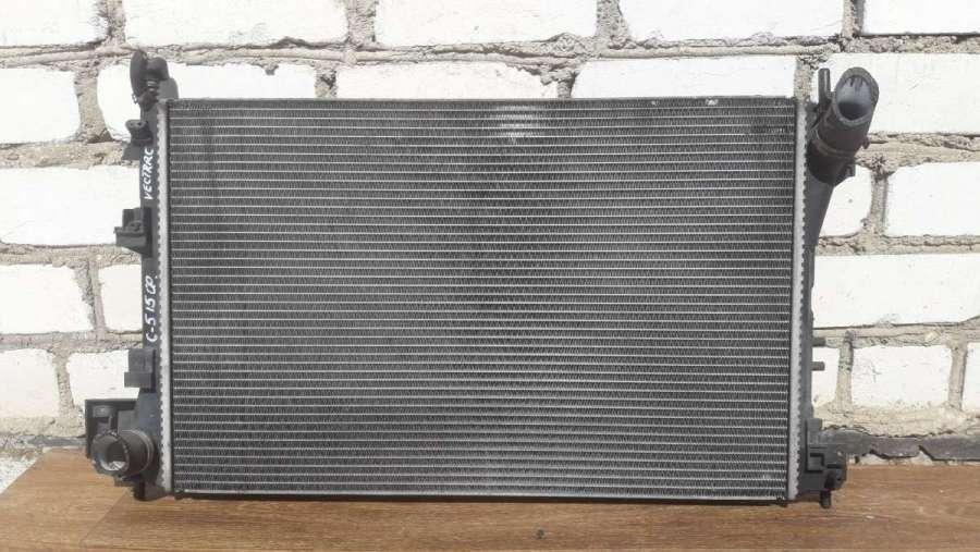 радиатор (основной) Opel Vectra C 2004, 2.2 л., бензин, МКПП, седан - фото №1