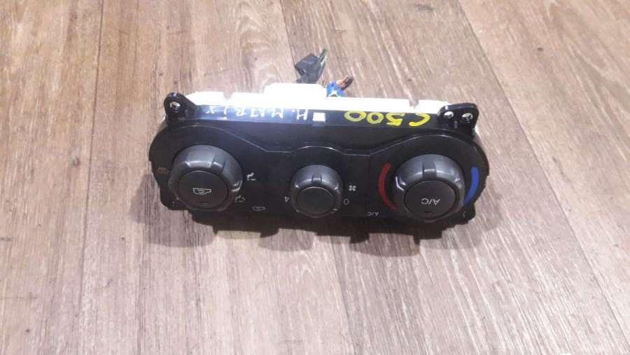 блок управления печки / климат-контроля Hyundai Matrix 1 поколение 2004, 1.6 л., бензин, МКПП, минивэн - фото №1