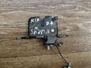 замок багажника Kia Shuma 1 поколение 2000, 1.5 л., бензин, АКПП, хетчбэк 5 дв.