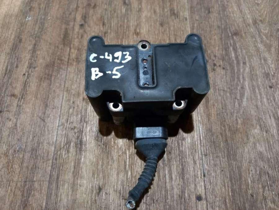 катушка зажигания Volkswagen Passat B5 1998, 1.6 л., бензин, МКПП, универсал - фото №1