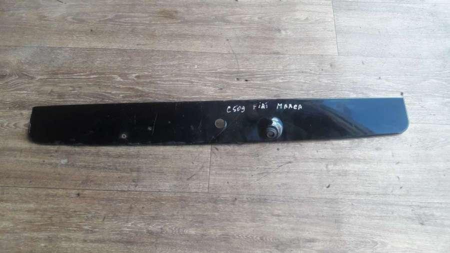 накладка двери (крышки) багажника Fiat Marea 1 поколение 1999, 1.8 л., бензин, МКПП, универсал - фото №1