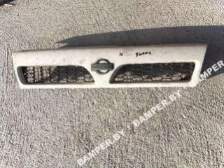 решетка радиатора Nissan Sunny Y10 1994, универсал