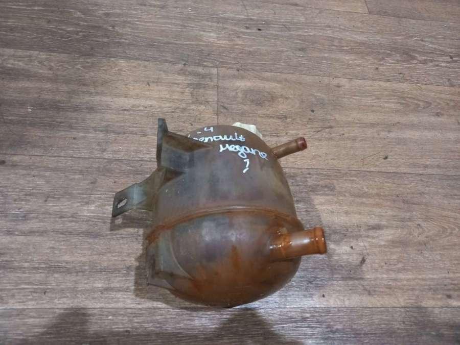 бачок расширительный Renault Scenic 1 поколение 1999, 1.6 л., бензин, МКПП, минивэн - фото №1