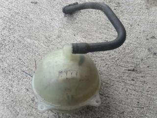 бачок расширительный Volkswagen Golf 3 поколение 1996, 1.6 л., бензин, МКПП, хетчбэк 5 дв.