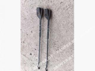 щеткодержатель (поводок стеклоочистителя, дворник) Audi 100 C3 1986