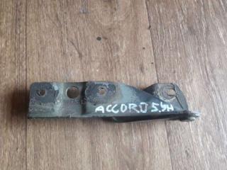 петля капота левая Honda Accord 5 поколение 1994, 2.0 л., бензин, МКПП, универсал