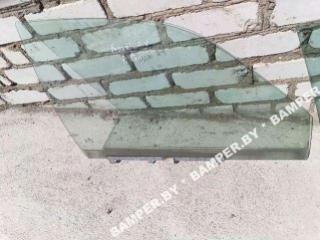 стекло двери передней правой Volkswagen Passat B4 1994