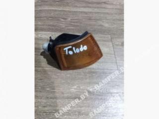 поворотник правый SEAT Toledo 1 поколение 1995