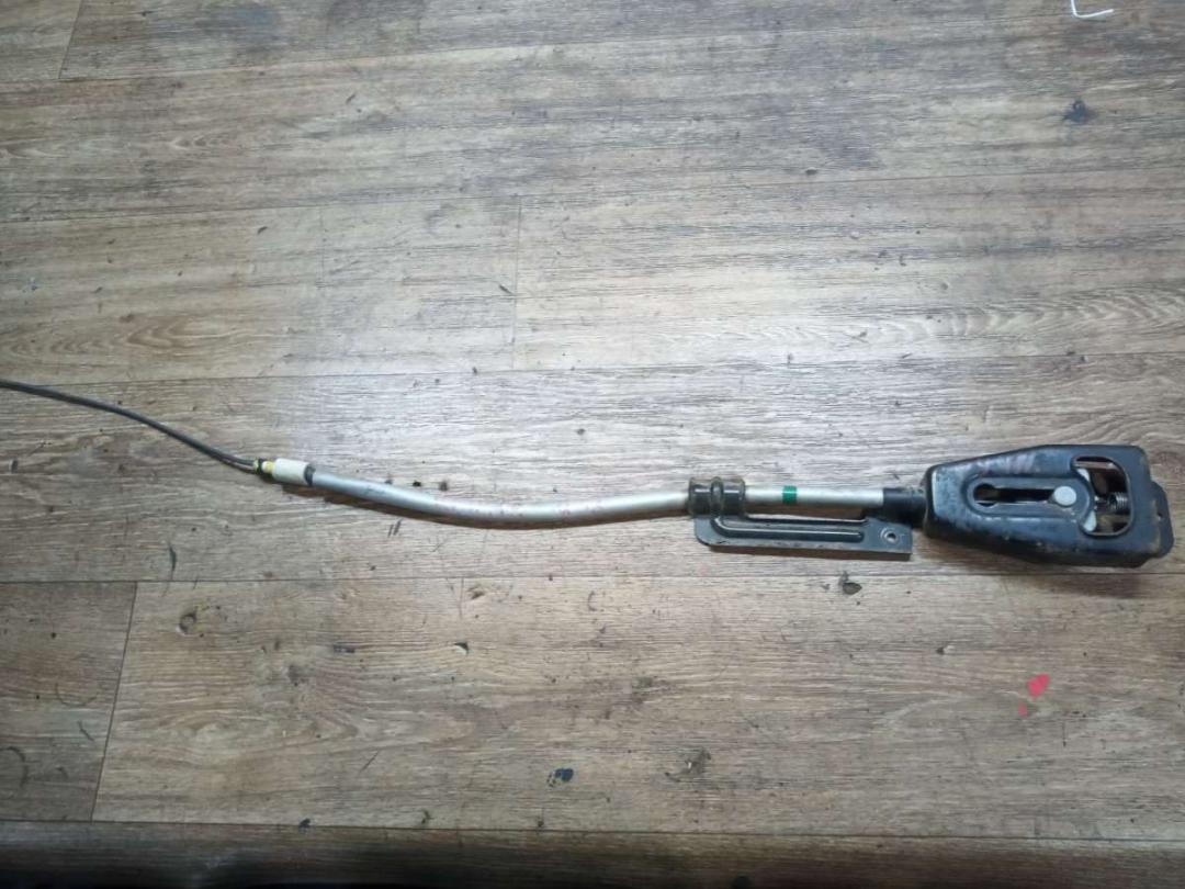 трос ручника Citroen Xantia 1 поколение 1996, 2.0 л., бензин, АКПП, хетчбэк 5 дв. - фото №1