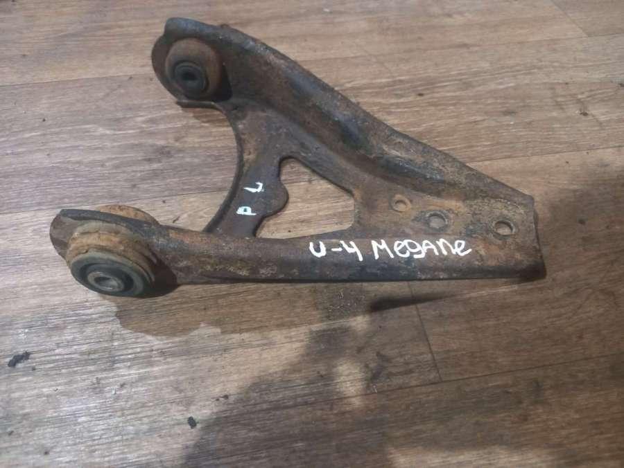 рычаг передний левый Renault Megane 1 поколение 1996, 1.9 л., дизель, МКПП, хетчбэк 5 дв. - фото №1