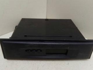 часы Nissan Maxima A32 1996