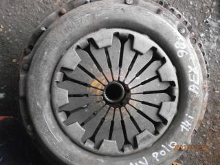 комплект сцепления Volkswagen Polo 3 поколение 1998, 1.4 л., бензин