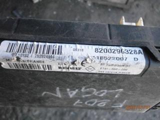 блок предохранителей Renault Logan 1 поколение 2006, 1.4 л., бензин, 8200296328A