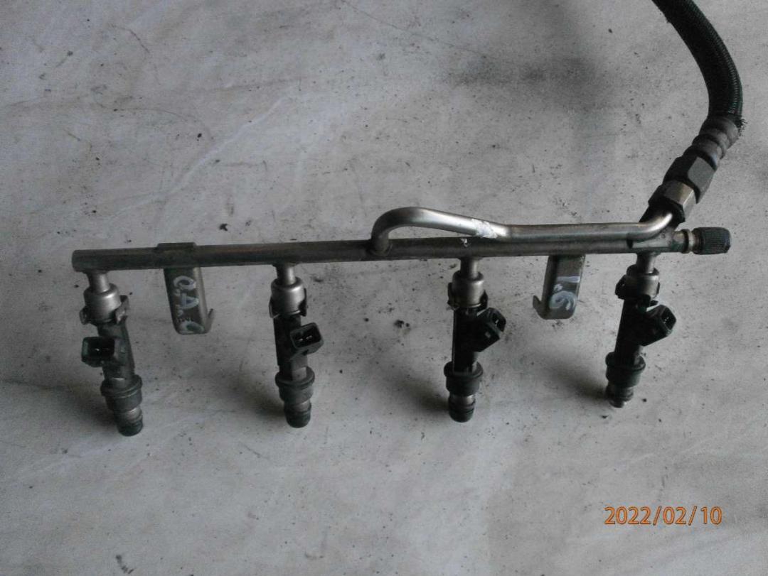 форсунка Opel Astra G 2001, 1.6 л., бензин, МКПП, универсал, 25313846 - фото №1