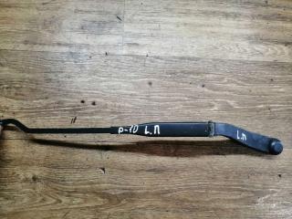 щеткодержатель (поводок стеклоочистителя, дворник) Nissan Primera P10 1995, 1.6 л., бензин, МКПП, седан