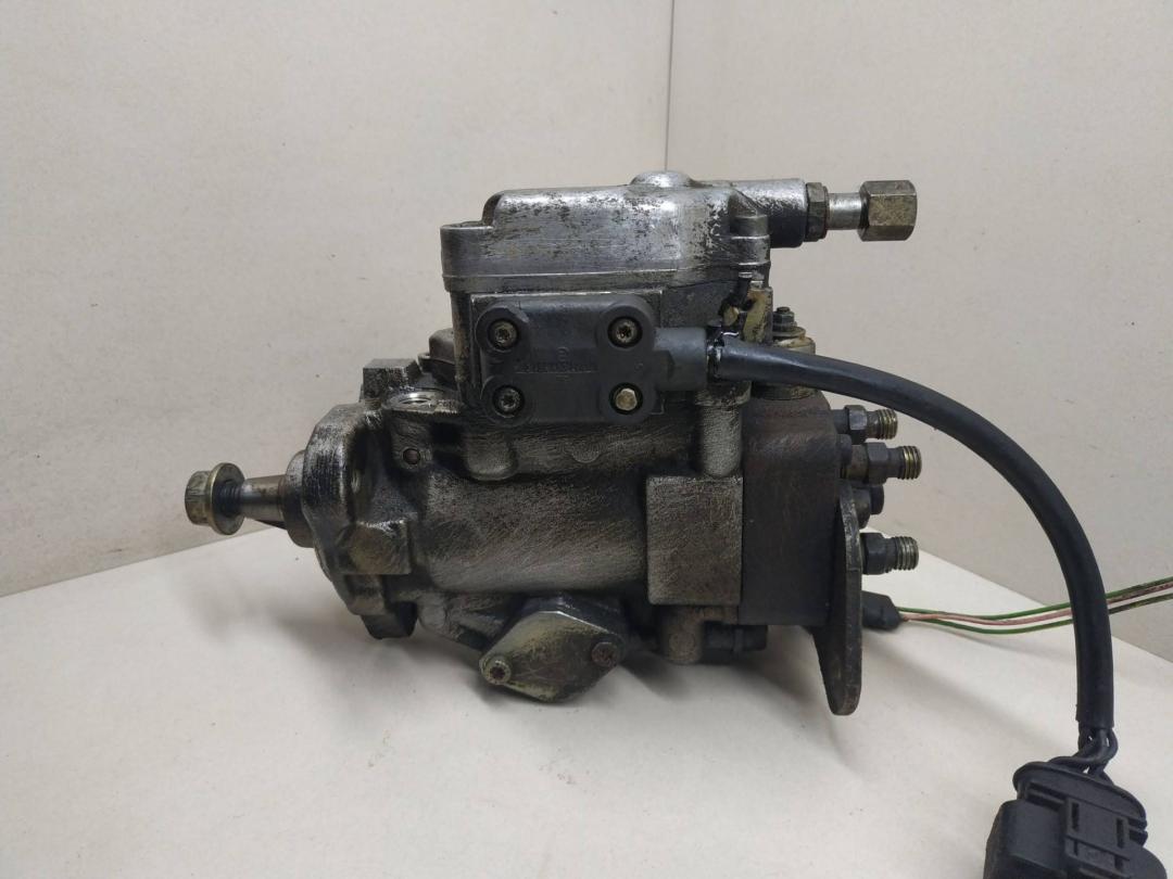 ТНВД Volvo V70 1 поколение 1999, 2.5 л., дизель, 0460415990, BOSCH, L649, 074130110M - фото №1