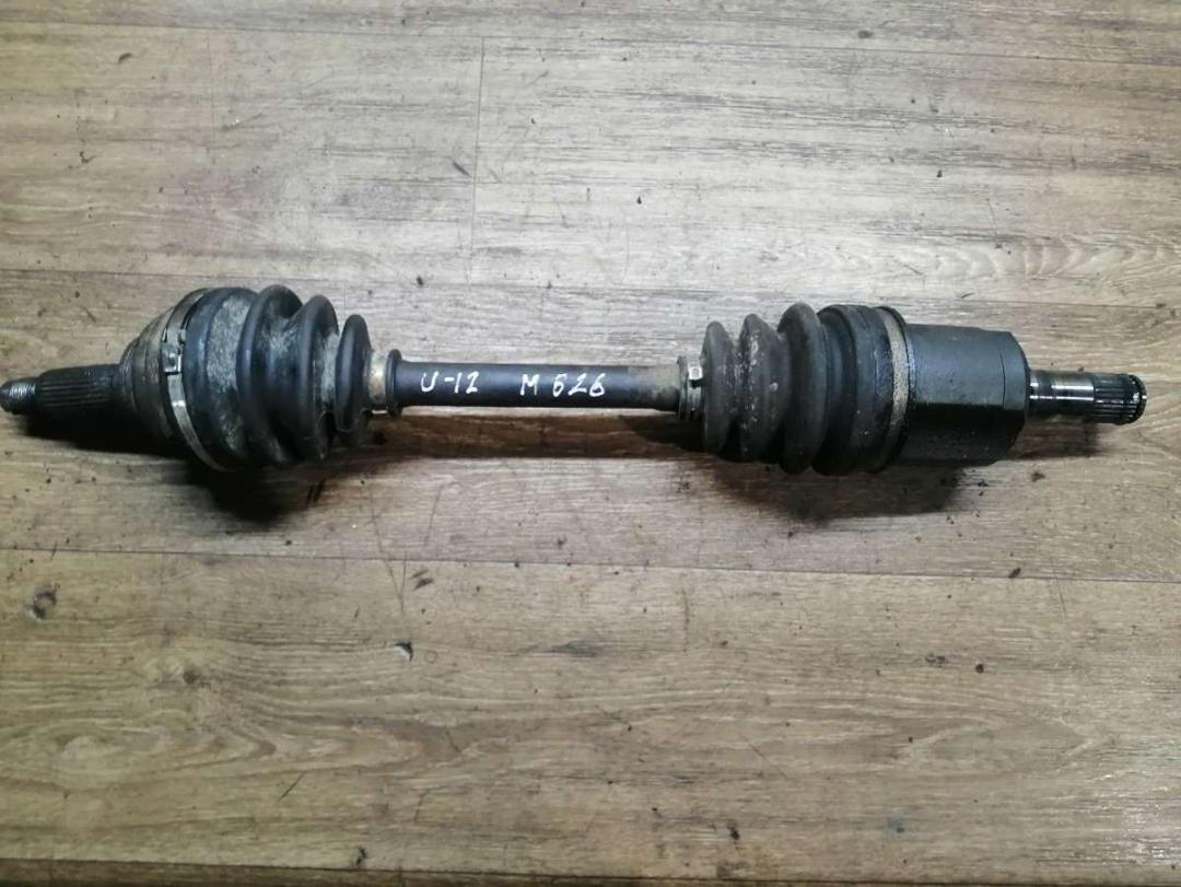 полуось передняя левая (приводной вал, ШРУС) Mazda 626 GE 1995, 2.0 л., бензин, МКПП, седан - фото №1