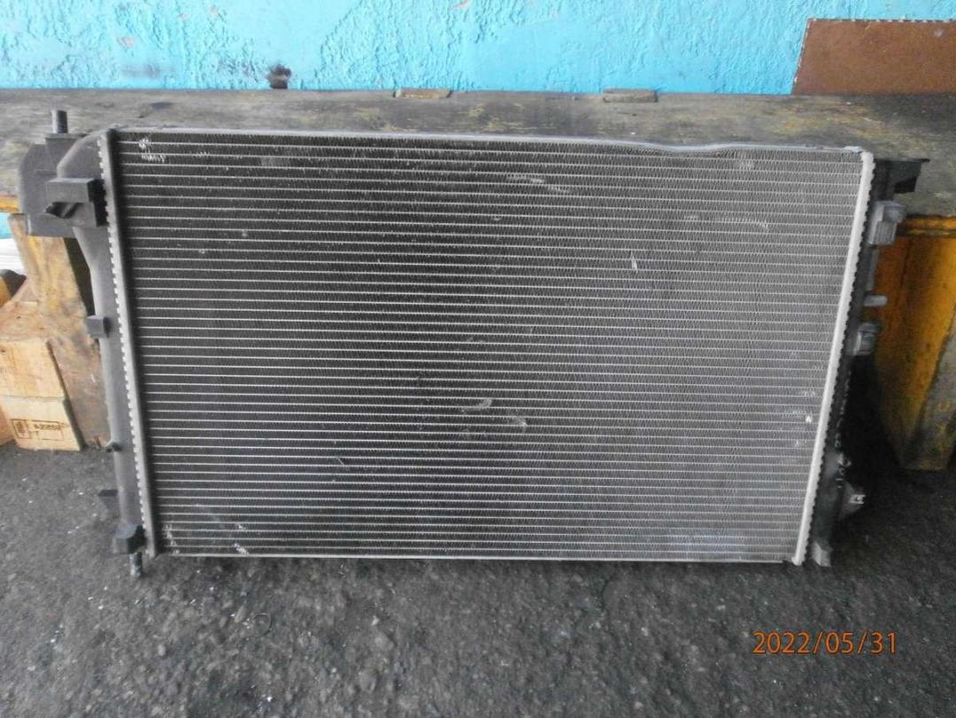 радиатор (основной) Opel Vectra C 2003, 2.2 л., DTi, дизель - фото №1