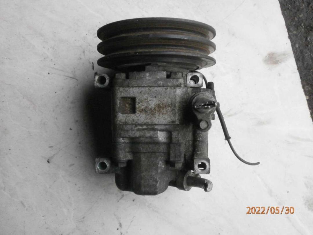 компрессор кондиционера Mazda 626 GF 1998, 2.0 л., дизель - фото №1