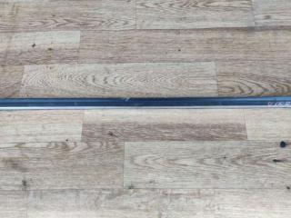 Молдинг стекла двери передней левой наружный Hyundai Lantra J1 1992, 1.6 л., бензин, МКПП, седан