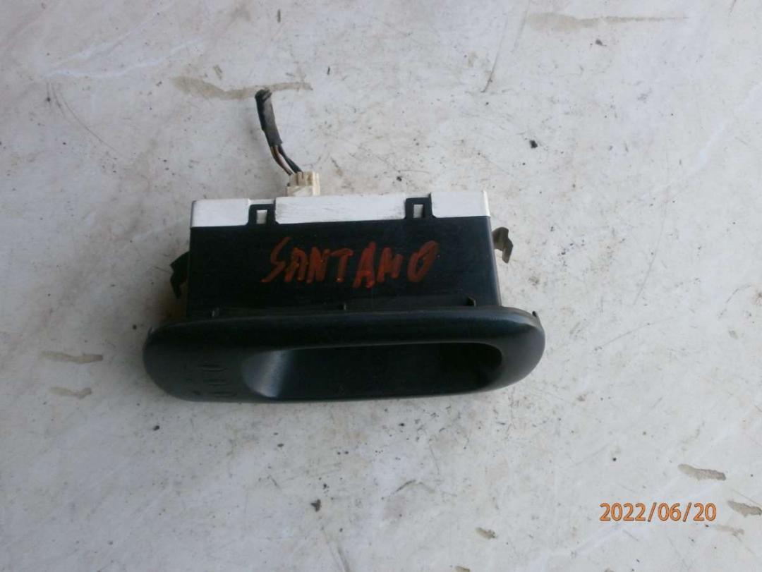 дисплей Hyundai Santamo 1 поколение 1998, 2.0 л., бензин, МКПП - фото №1