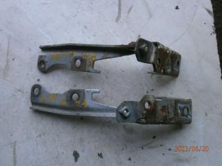 петля капота Hyundai Santamo 1 поколение 1998, 2.0 л., бензин, МКПП