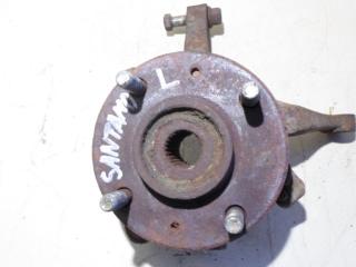 кулак поворотный левый Hyundai Santamo 1 поколение 1998, 2.0 л., бензин, МКПП