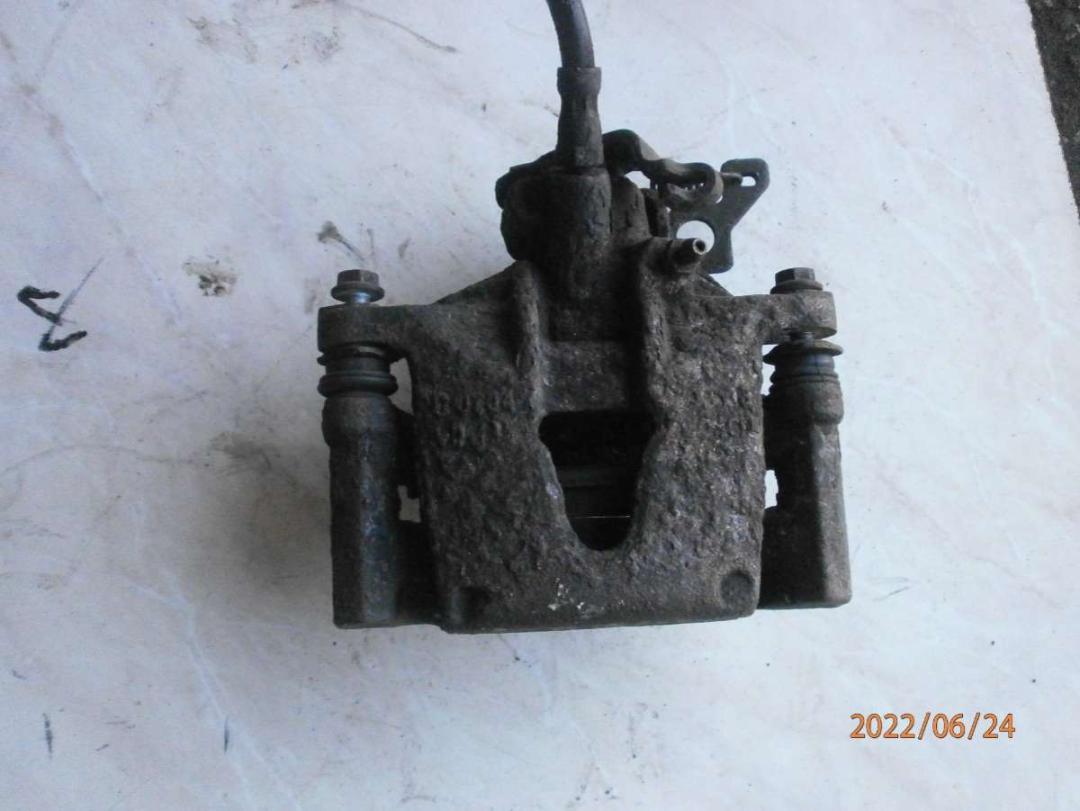 суппорт задний правый Ford Mondeo 3 поколение 2003 - фото №1