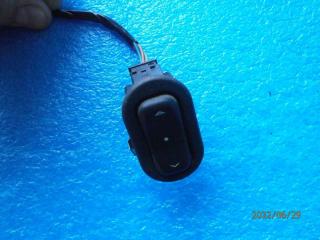 кнопка стеклоподъемника переднего правого Opel Astra G 2001, 1.6 л., бензин, МКПП, универсал