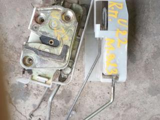 замок двери передней левой Mazda 323 BA 1996, 1.3 л., i, бензин, МКПП, купе