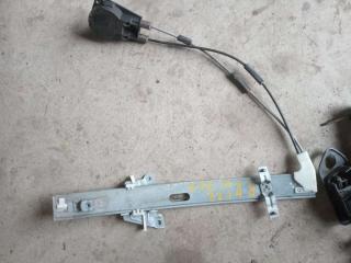 стеклоподъемник передний правый Mazda 323 BA 1996, 1.3 л., i, бензин, МКПП, купе