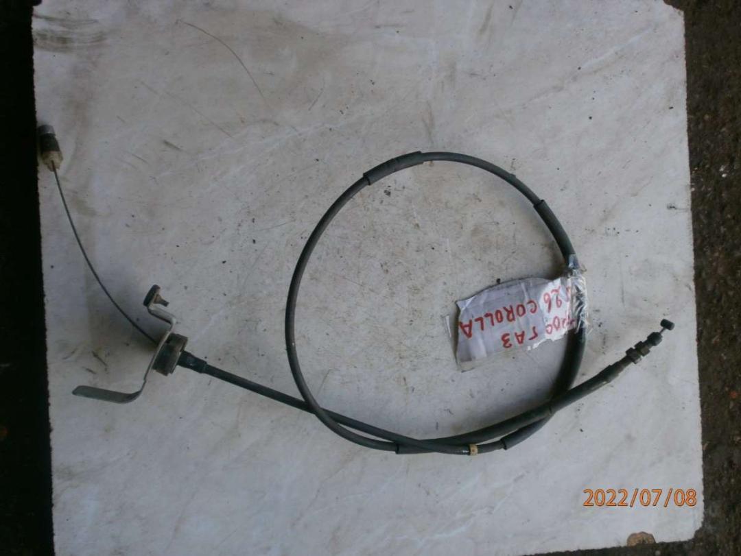 трос газа Toyota Corolla 7 поколение (E100) 1996, 1.3 л., бензин, МКПП, хетчбэк 5 дв. - фото №1