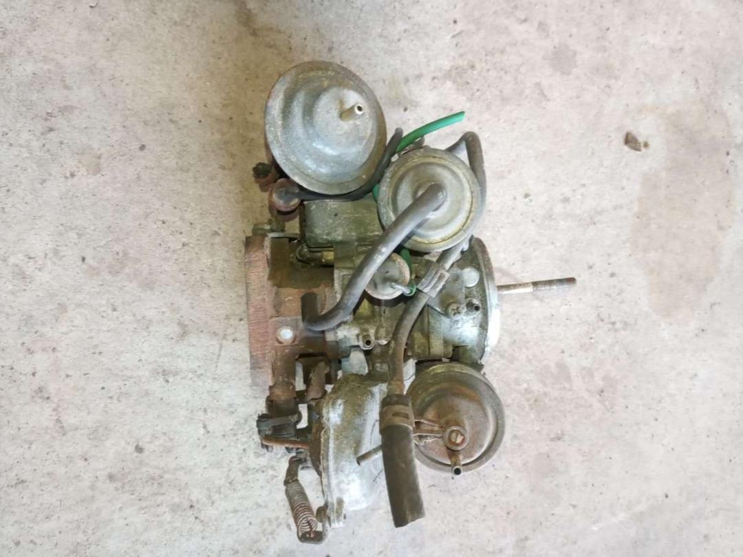 карбюратор Toyota Corolla 6 поколение (E90) 1990, 1.6 л., бензин, МКПП, хетчбэк 5 дв. - фото №1