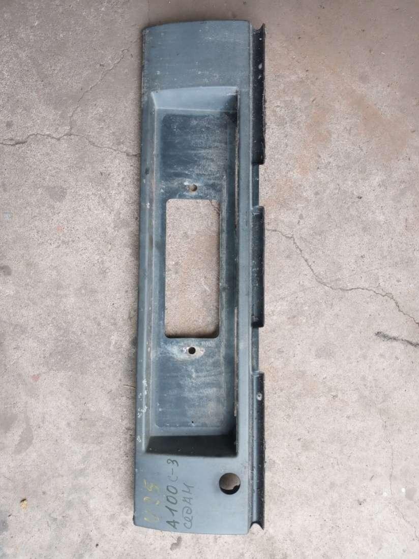 бленда Audi 100 C3 1989, 2.0 л., бензин, МКПП, седан - фото №1