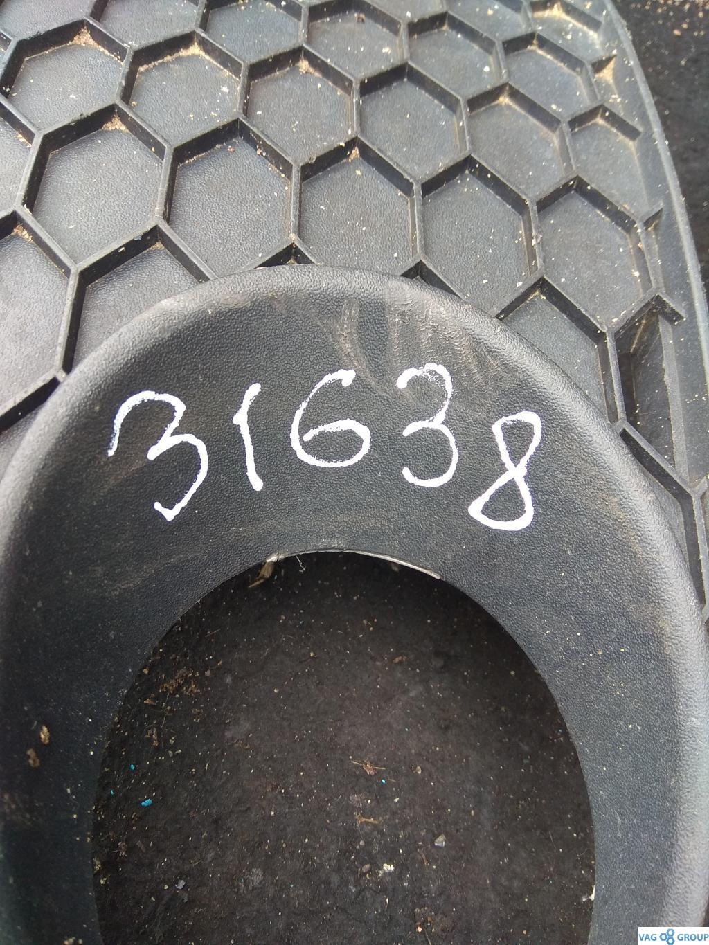 рамка фары противотуманной правой Volkswagen Jetta 5 поколение 2009, 2.0 л., TDi, дизель, седан, 1K0853666P, . - фото №1