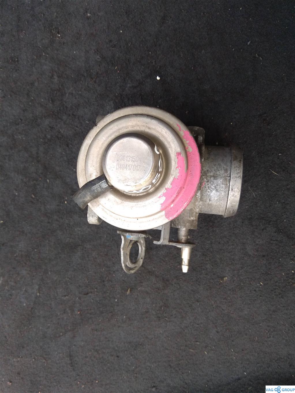 клапан EGR Skoda Octavia 2 поколение (A5) 2005, 1.9 л., TDi, дизель, седан, 038131501M, 045131501C, 038131501A, AHF, ALH, ATD, ARG, 038131501AR, 038131501E, 045131501L, ASV - фото №1