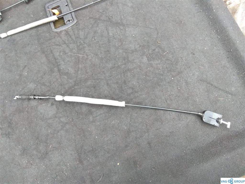 трос двери Skoda Superb 2 поколение 2011, 2.0 л., седан, 5N0837017B, . - фото №1