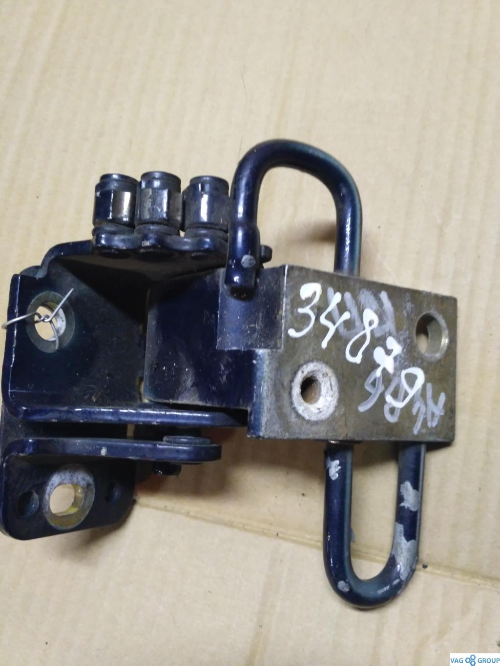 петля двери Audi A4 B6 2003, 1.9 л., TDi, дизель, седан, 8E0831412, 8E0831412B, 8E0831412E, . - фото №1