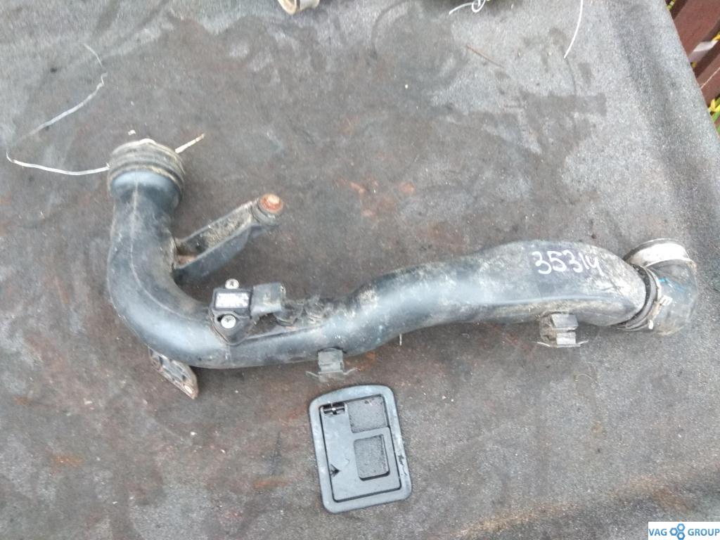 патрубок интеркулера Audi A4 B6 2003, 1.9 л., TDi, дизель, седан, 8E0145762, AVF, AVB, AWX, BKE, 8E0145840, 8E0145840E, 8E0145840S - фото №1