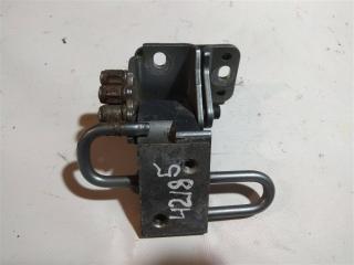 петля двери Audi A8 D3/4E [2-й рестайлинг] 2007, 4.2 л., бензин, седан, 4E0833411E, .