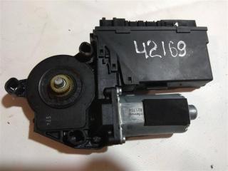 моторчик стеклоподъемника задний левый Audi A8 D3/4E [2-й рестайлинг] 2007, 4.2 л., бензин, седан, 4E0959801A, 4E0959801D, 4E0959801C, .