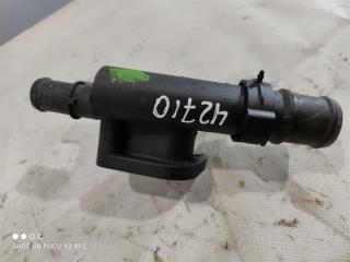 фланец (тройник) системы охлаждения Volkswagen Passat B6 2007, 1.9 л., TDi, дизель, седан, 038121132D, BXE, .