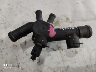 фланец (тройник) системы охлаждения Volkswagen Golf 5 поколение 2003, 1.8 л., бензин, хетчбэк 5 дв., 06A121133H, BSW, AZJ, AWU, BEW, BER, BHP, BFS, 06A121132C