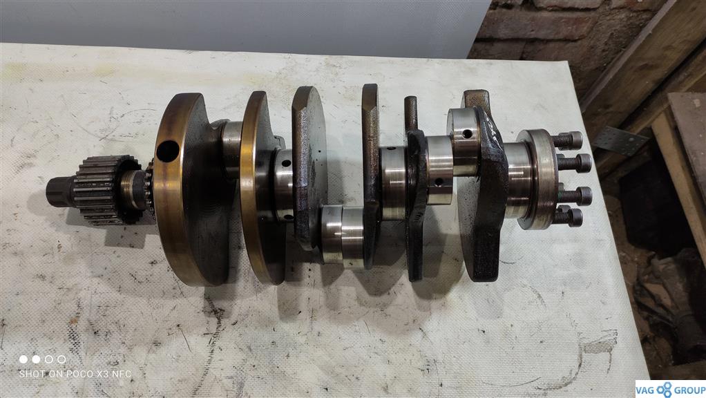 коленвал Audi A6 4F/C6 2005, 3.0 л., бензин, седан, ASN, BBJ, 06C105019C, AVK - фото №1