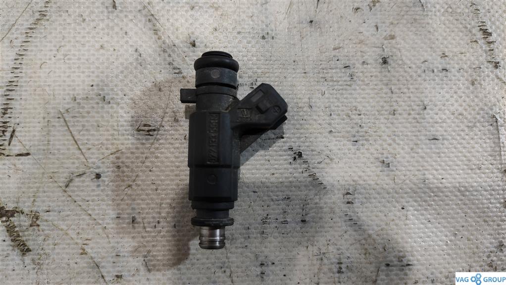 форсунка Volkswagen Touareg 1 поколение 2005, 4.2 л., бензин, внедорожник 5 дв., 077133551M, AXQ, BHX, AQG, AKC, ASG, ANK, AQX, . - фото №1