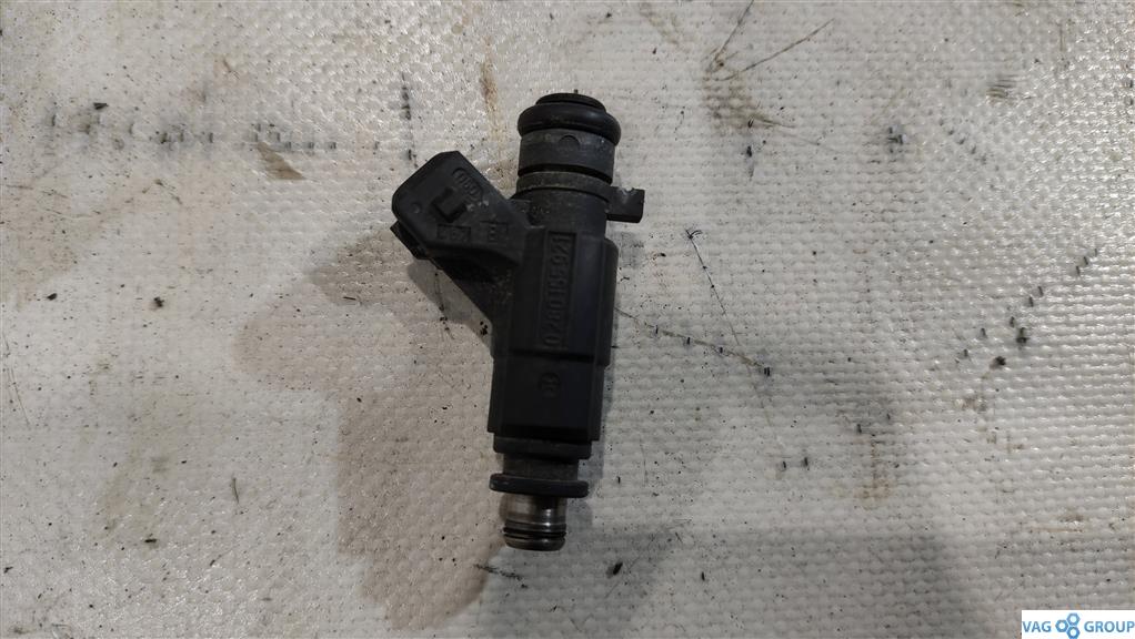 форсунка Volkswagen Touareg 1 поколение 2005, 4.2 л., бензин, внедорожник 5 дв., 077133551M, AXQ, BHX, AQG, AKC, ASG, ANK, AQX, . - фото №1