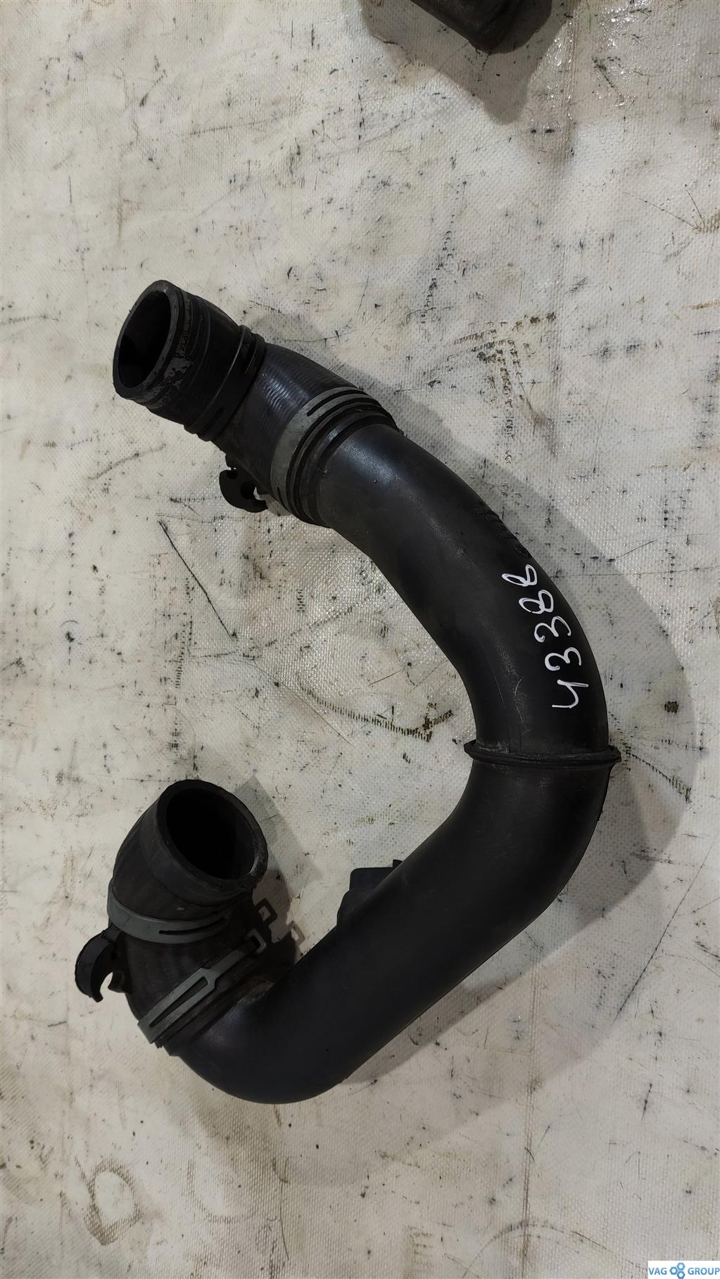 патрубок интеркулера Volkswagen Transporter T4 1999, 2.5 л., дизель, фургон, 7D0145958G, AXG, AYY, AUF, AHY, AYC, AJA, AJT, . - фото №1