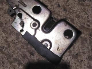 замок капота Volkswagen Passat B6 2007, 1.9 л., TDi, дизель, седан, 3C1823509D, 3C1823509E, 3C1823509G, 3C1823509H, .