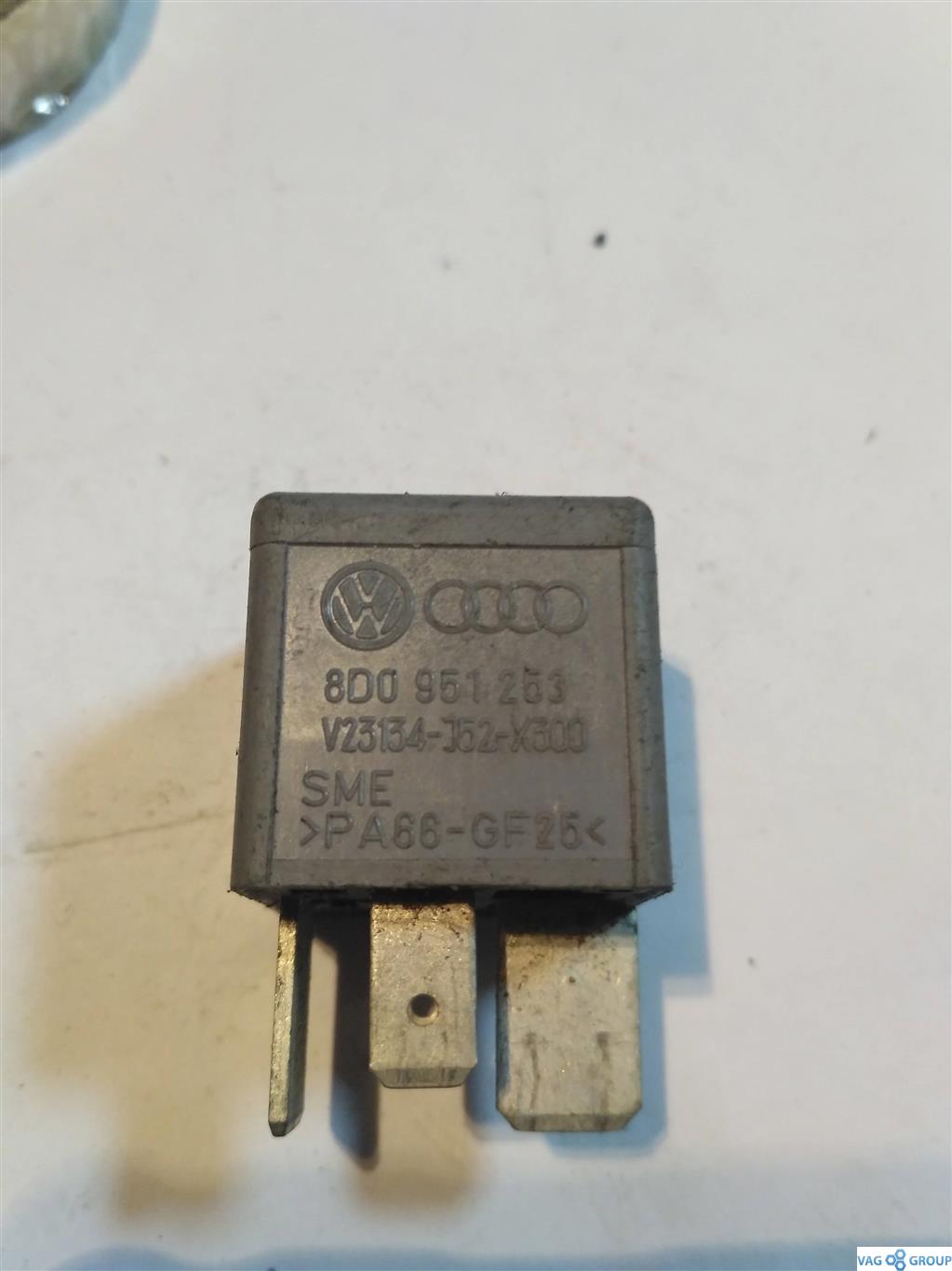 реле (прочие) Audi A4 B7 2006, 1.9 л., TDi, дизель, седан, 8D0951253, 4H0951253, 443951253J, 7M0951253A, . - фото №1
