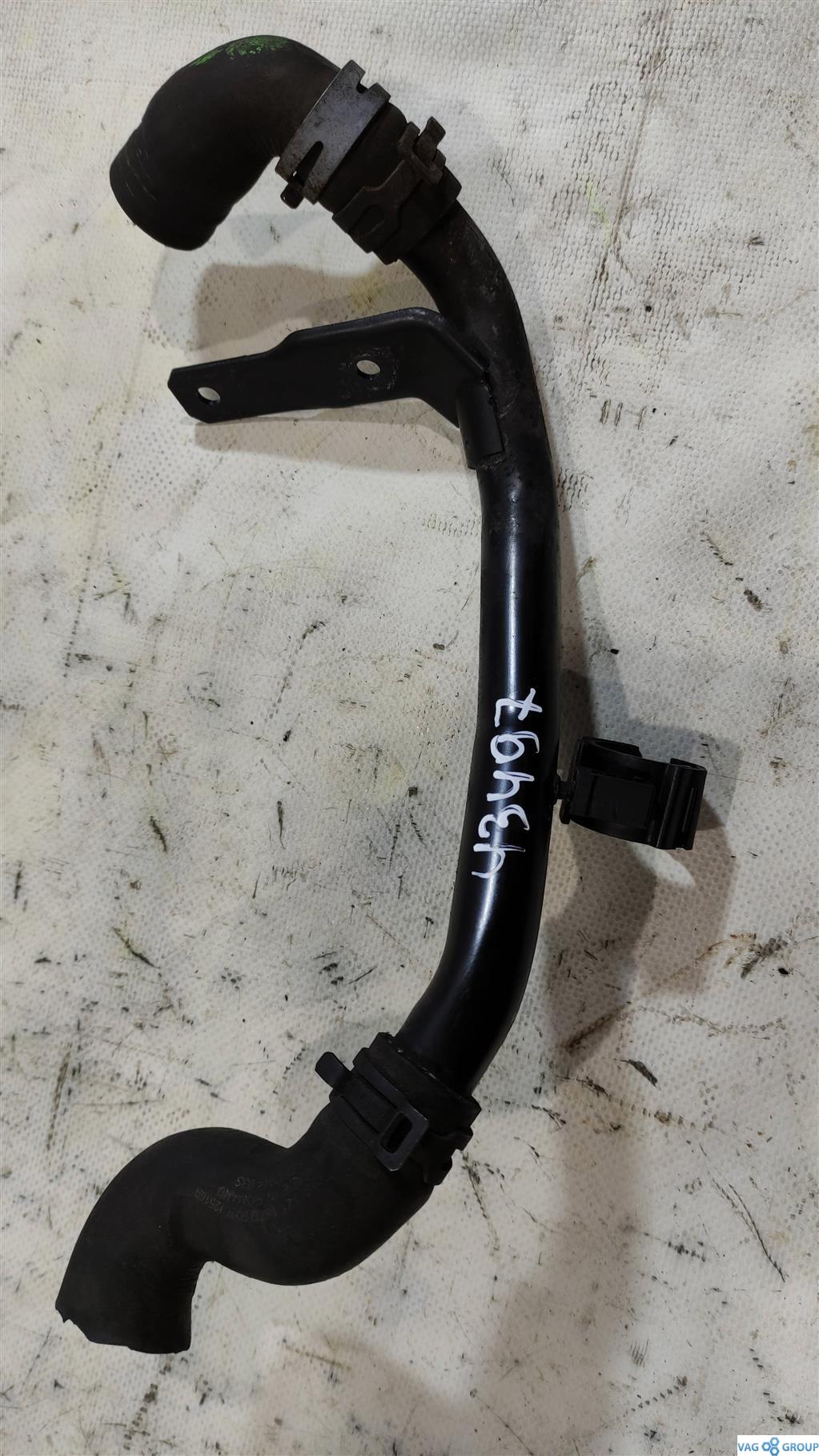 трубка охлаждающей жидкости Volkswagen Sharan 2 поколение 2012, 2.0 л., TDi, дизель, минивэн, 03L122157K, 03L122157R, 03L121157Q, CFFB, CFGB, CAYC, CLLA, CFGC, 5N0122051AS, CCFA - фото №1